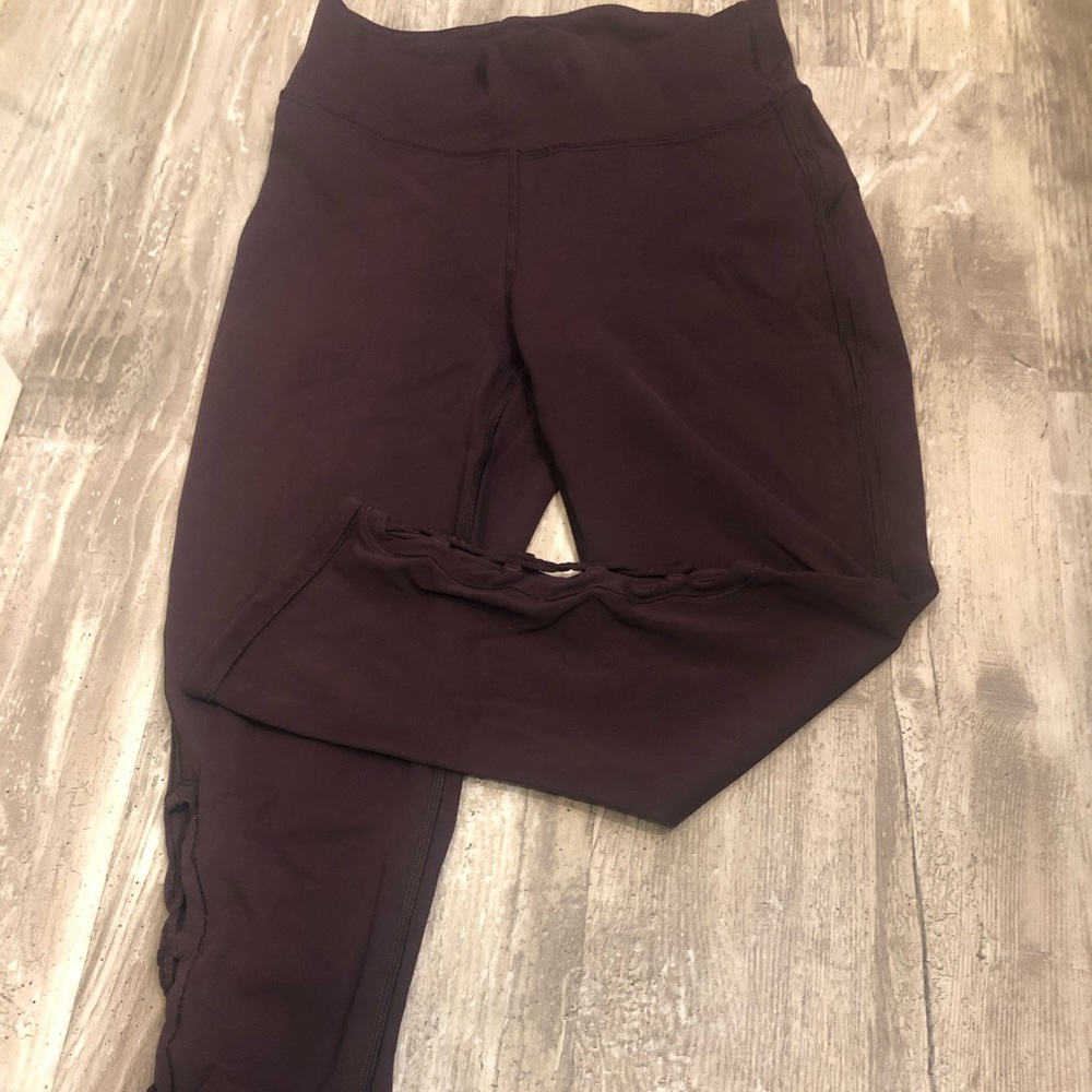 Lululemon cropped leggings